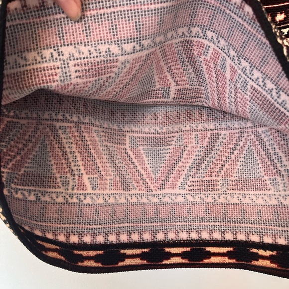 Dynamite Black and Red Patterned Skirt - Picture 3 of 7